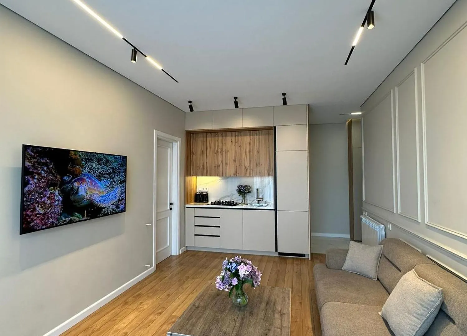 באטומי Home Side Apartment